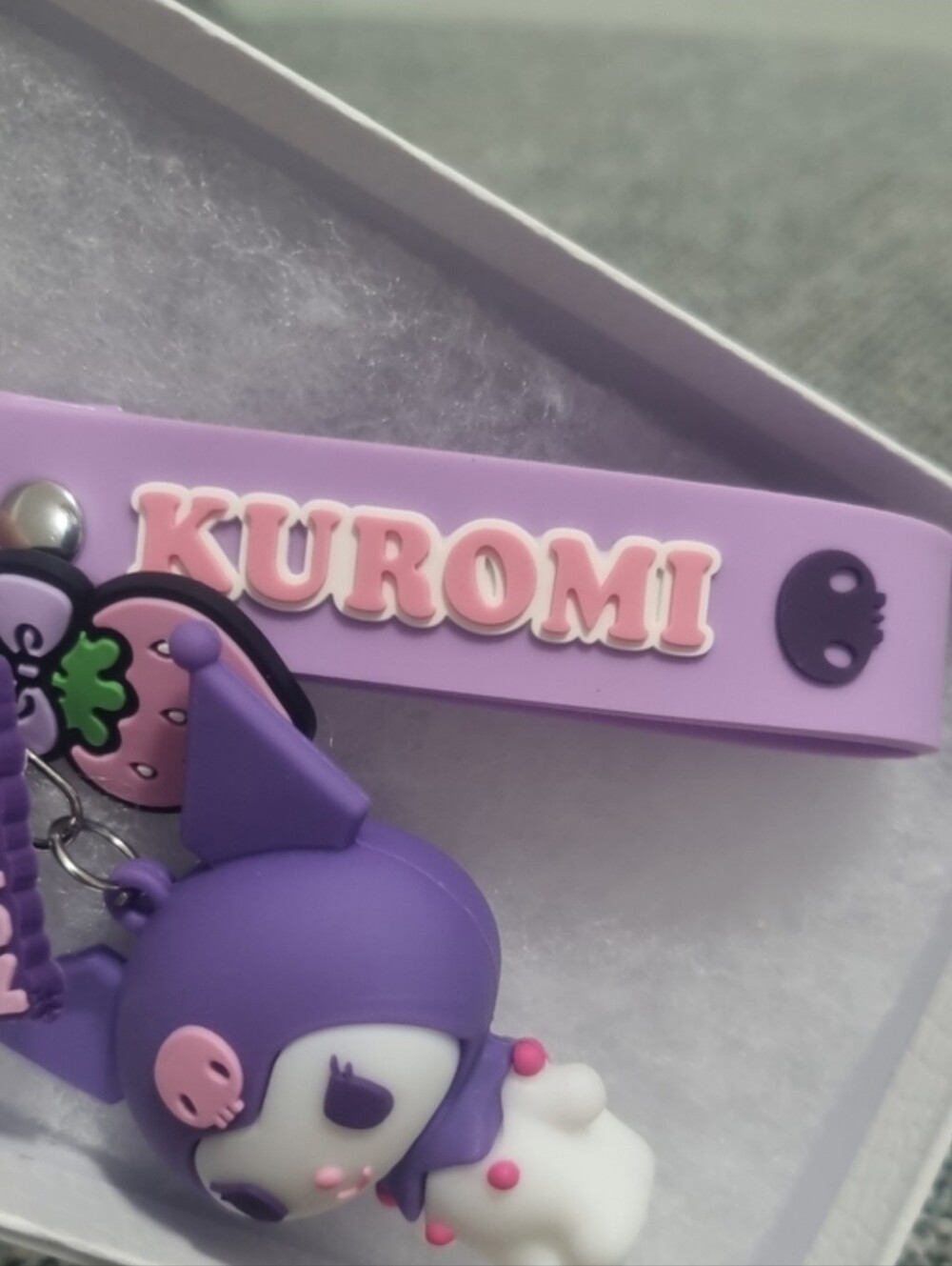 SANRIO Hello Kitty or Kuromi Keychain Pick One - Picture 9 of 11